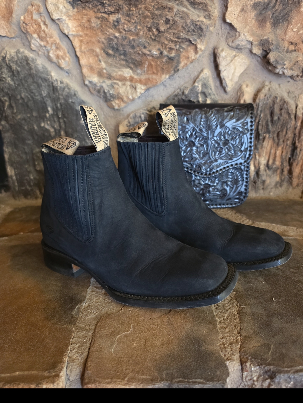 Women's Black Booties - Botines - CHELSEA SUADE BOOTS